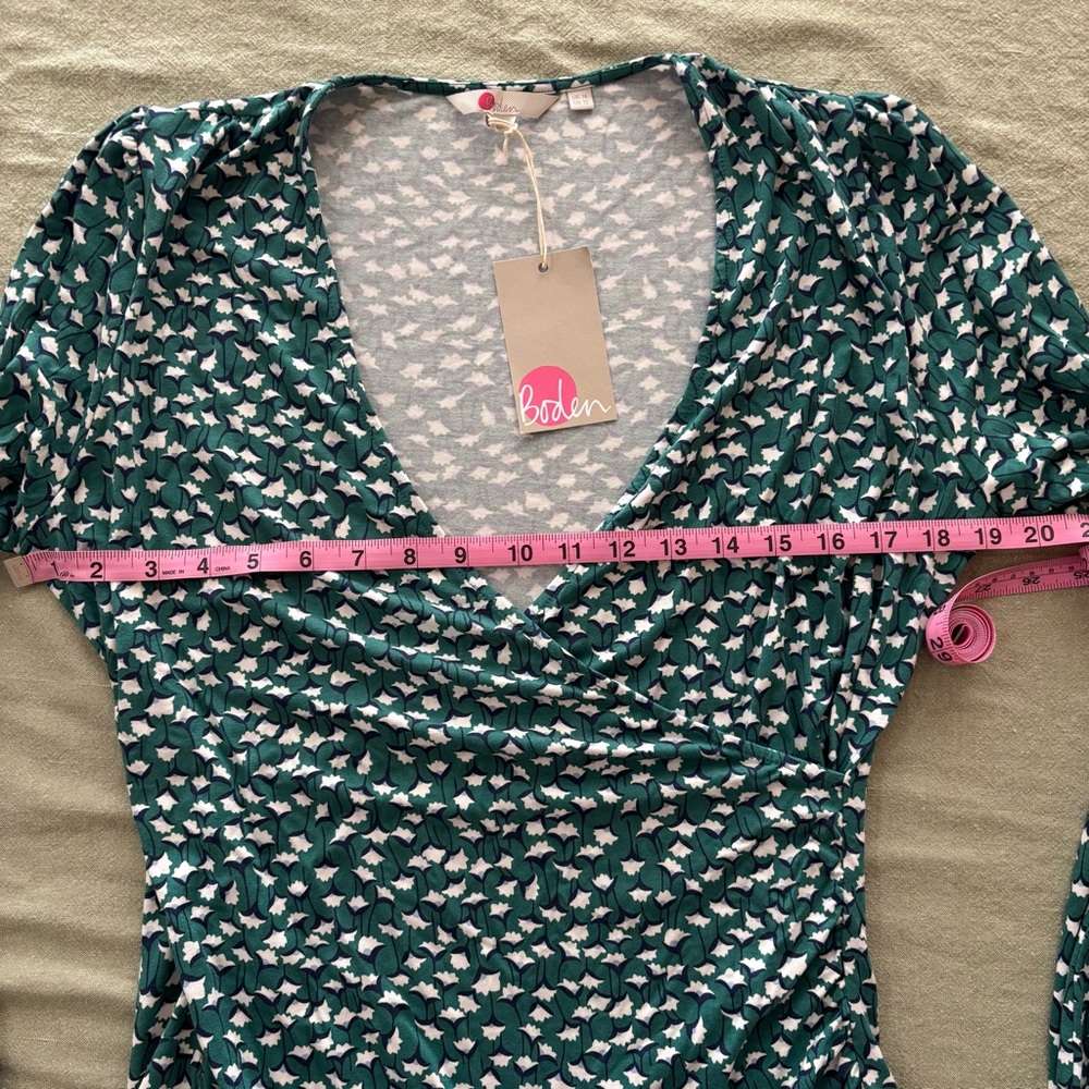 Boden Green Floral Wrap Blouse 12 NWT - Picture 10 of 16